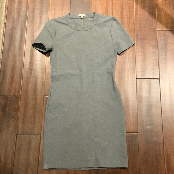 Sunday Best bodycon dress. Size 4 - Picture 2 of 6